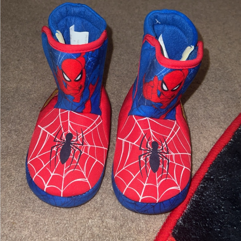 Child out grew them, worn once or twice.